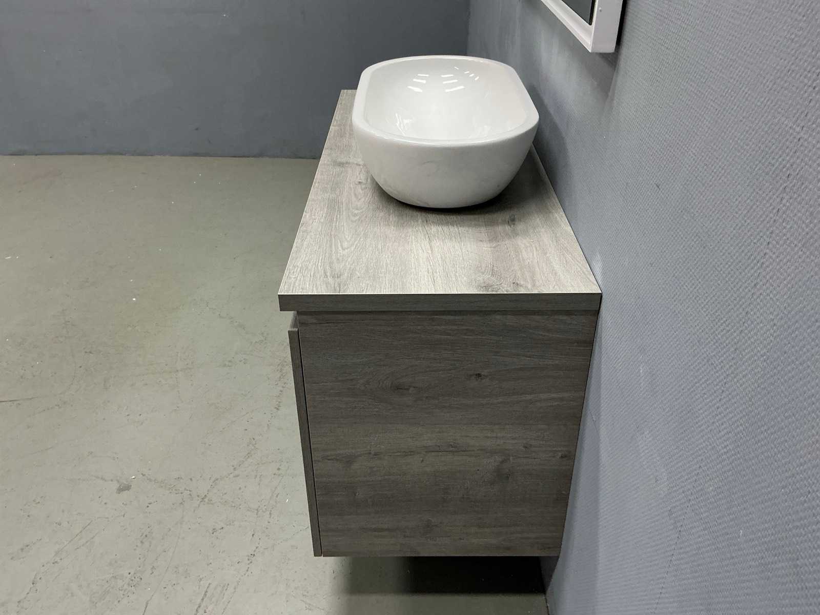 Romantic Oak Fineer badmeubelset