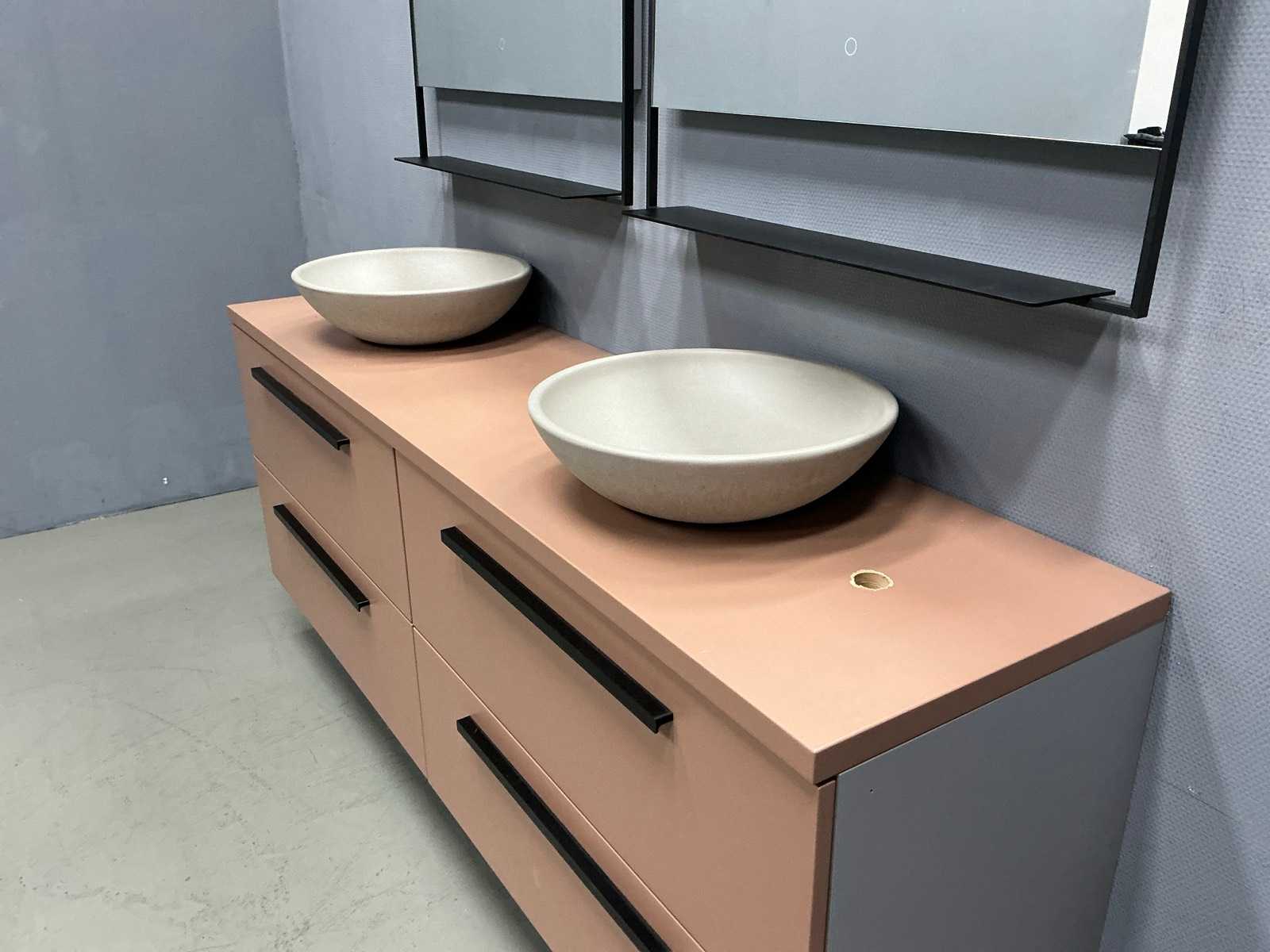 Terracotta badmeubelset