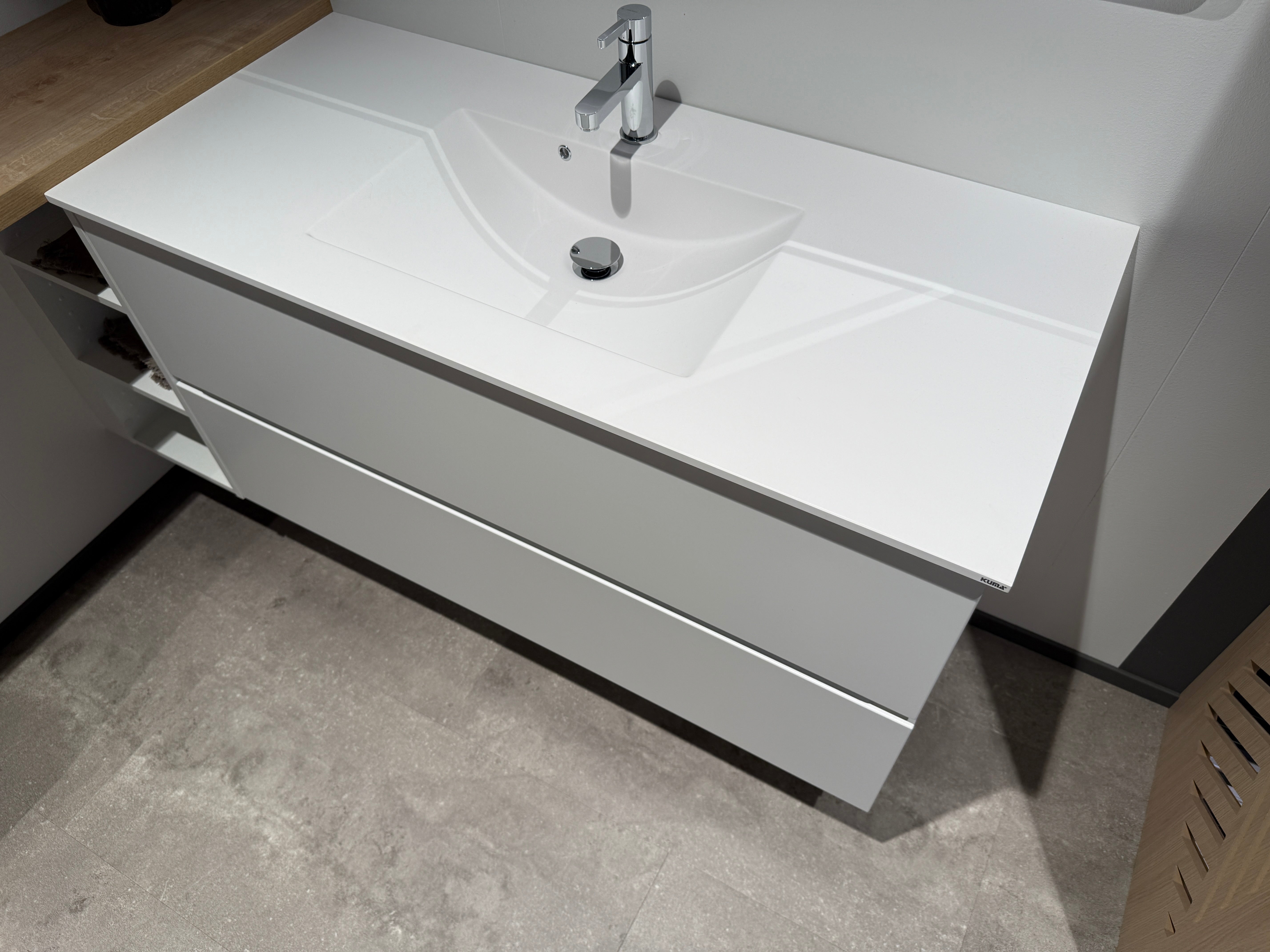 KVN8 - Mano white badset