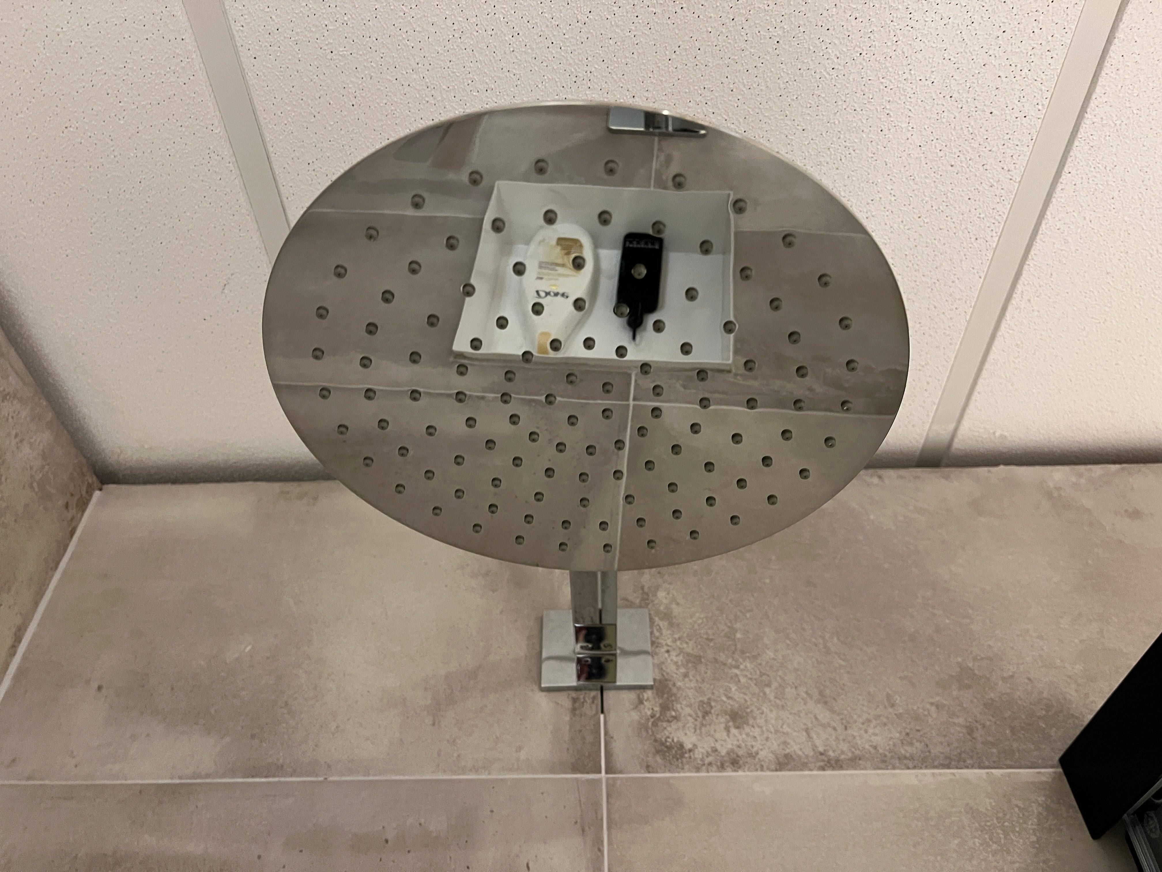 013 - Regendoucheset Chroom