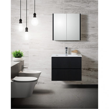 Zwevend zwart badkamermeubel met enkele wastafel en spiegelkast tegen een lichtgrijze marmeren wand, met hangtoilet.