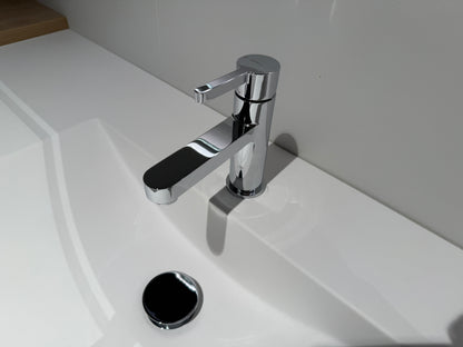 KVN8 - Mano white badset